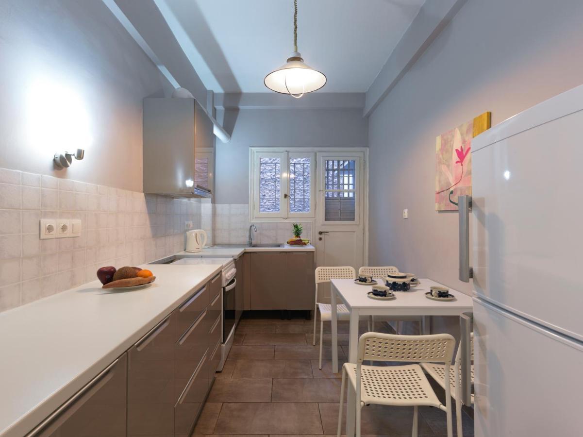Gorgeous Center Apartment Афины Экстерьер фото